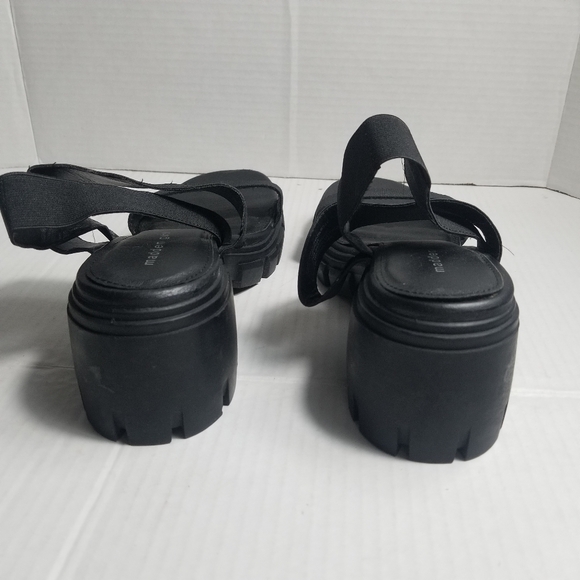 MADDEN GIRL WOMEN'S BLACK CHUNKY HEEL SANDALS SIZE 9.5 - Picture 7 of 16